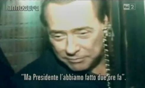 ANNOZERO TRASMETTE UNA “BARZELLETTA” INEDITA DI BERLUSCONI: “STAVO CERCANDO DI FARMI LA MIA SEGRETARIA…” (VIDEO)