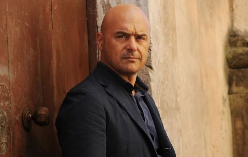 BUON COMPLEANNO MONTALBANO, UOMO SENZA TEMPO