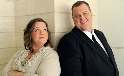 MIKE & MOLLY: GRASSE RISATE CON LA QUARTA STAGIONE DA QUESTA SERA SU JOI