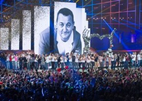 ASCOLTI FRANCIA (10-16/03/2014). IN 12 MILIONI PER IL CONCERTO BENEFICO LES ENFOIRES (52.2%) – LE BATTLE DI THE VOICE LEADER DEL SABATO (31.3%)