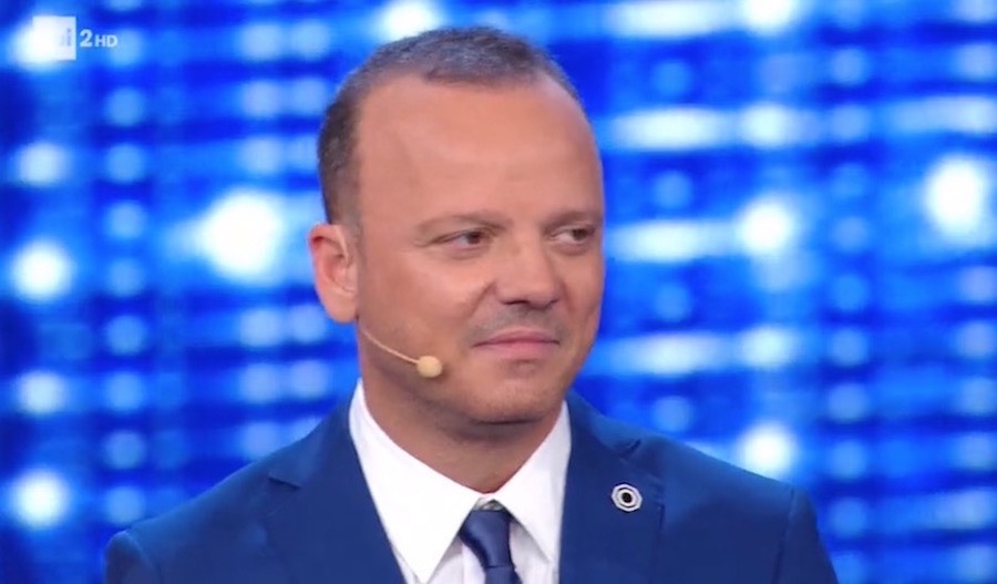 Made in Sud: Gigi D’Alessio ridotto ai minimi termini. Come gli ascolti