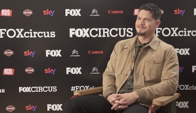 JD Pardo a DM (protagonista di Mayans):  «Mai giudicare un personaggio. Io vorrei essere Jon Snow»