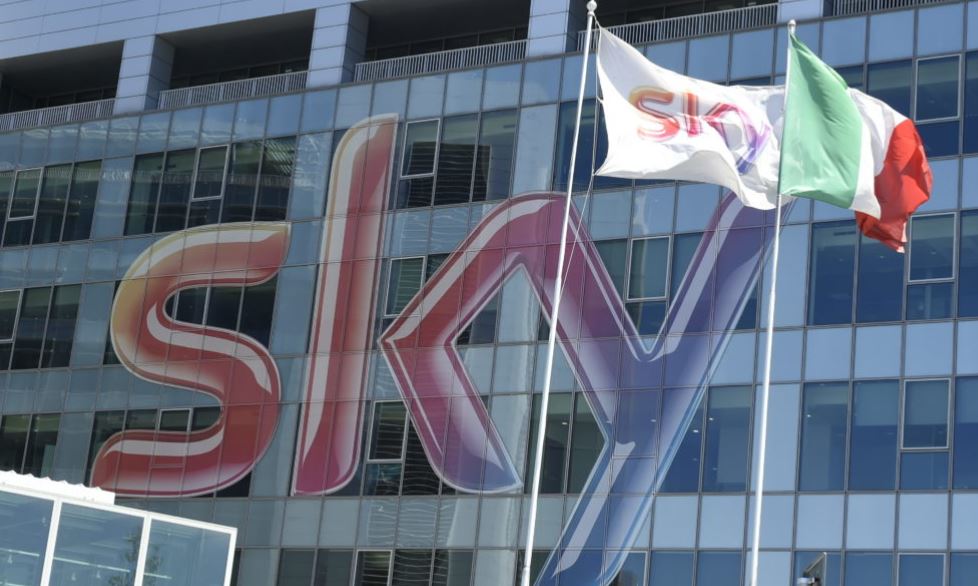 Sky accende 4 nuovi canali (sostituiranno i canali Fox?). Accordo con Mediaset verso il rinnovo