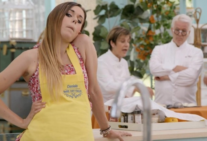 Bake Off 2021: nella decima puntata gli occhi a cuoricino di Daniela e l’eliminazione della favorita Patrizia