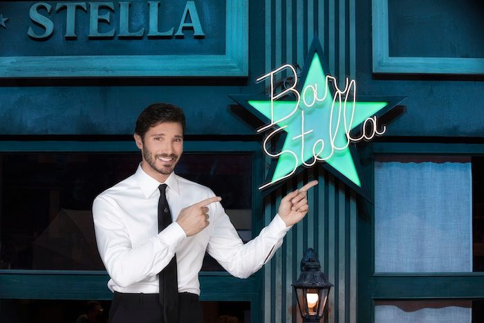 Stefano De Martino riapre Bar Stella – Gli ospiti