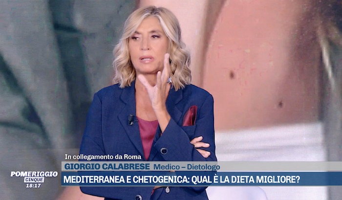 Pomeriggio Cinque cambia impaginazione contro La Vita in Diretta. Ma perchè?!