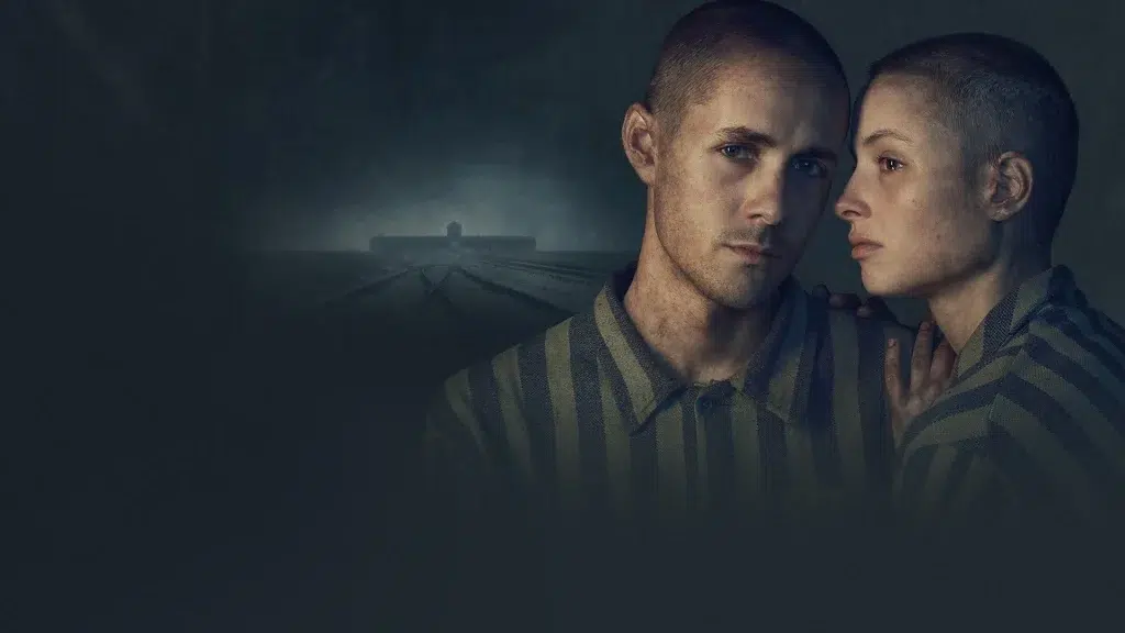 Jonah Hauer-King e Anna Próchniak ne Il Tatuatore di Auschwitz